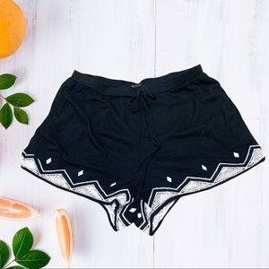 Forever 21 Black and White High Rise Shorts Small